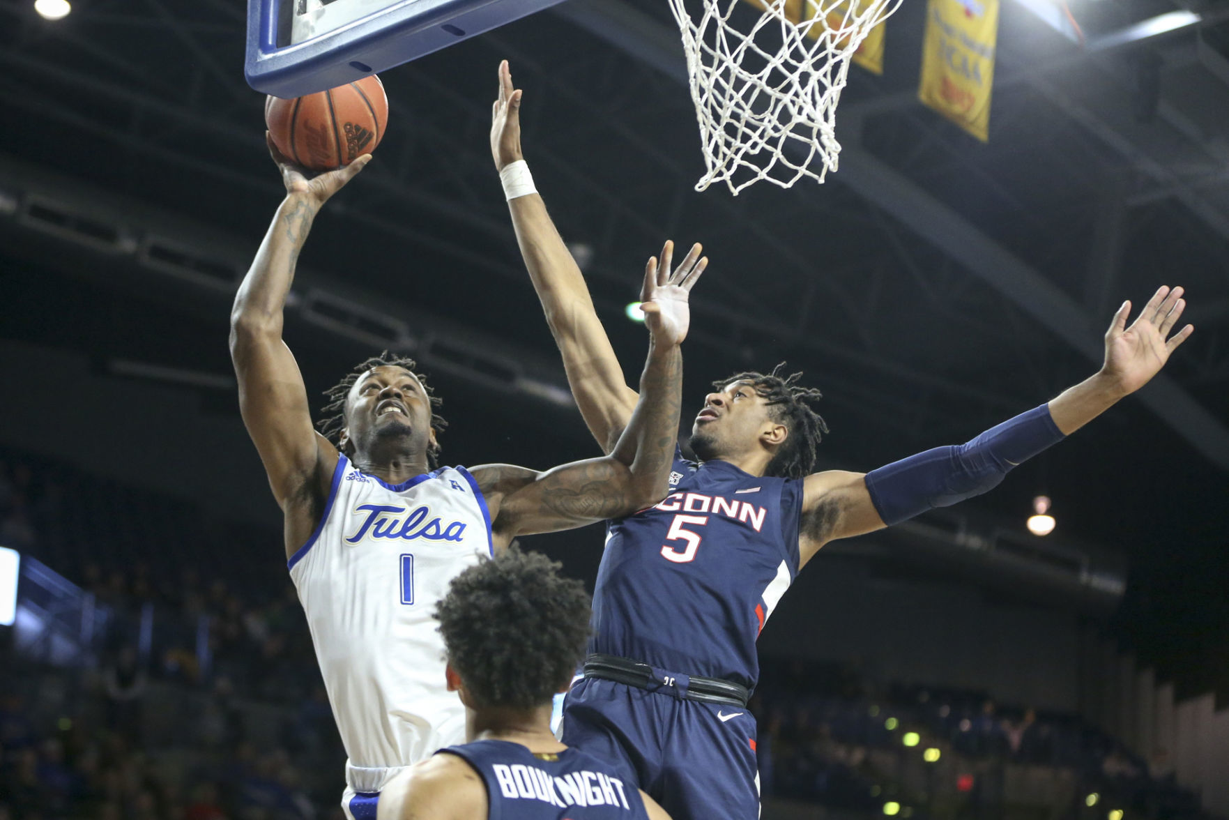 Tulsa Golden Hurricane vs Connecticut Huskies
